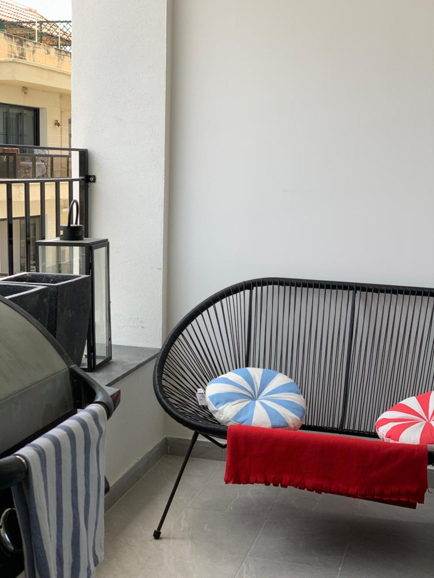 Spacious Seaview Sliema Apt, Steps From Valletta Ferry Kültér fotó