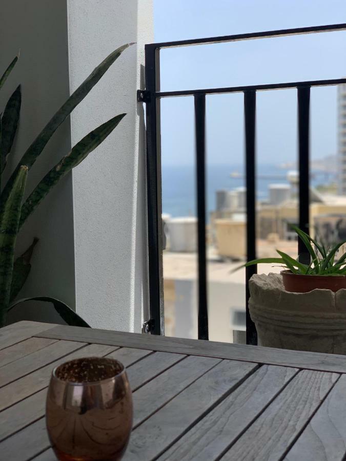 Spacious Seaview Sliema Apt, Steps From Valletta Ferry Kültér fotó
